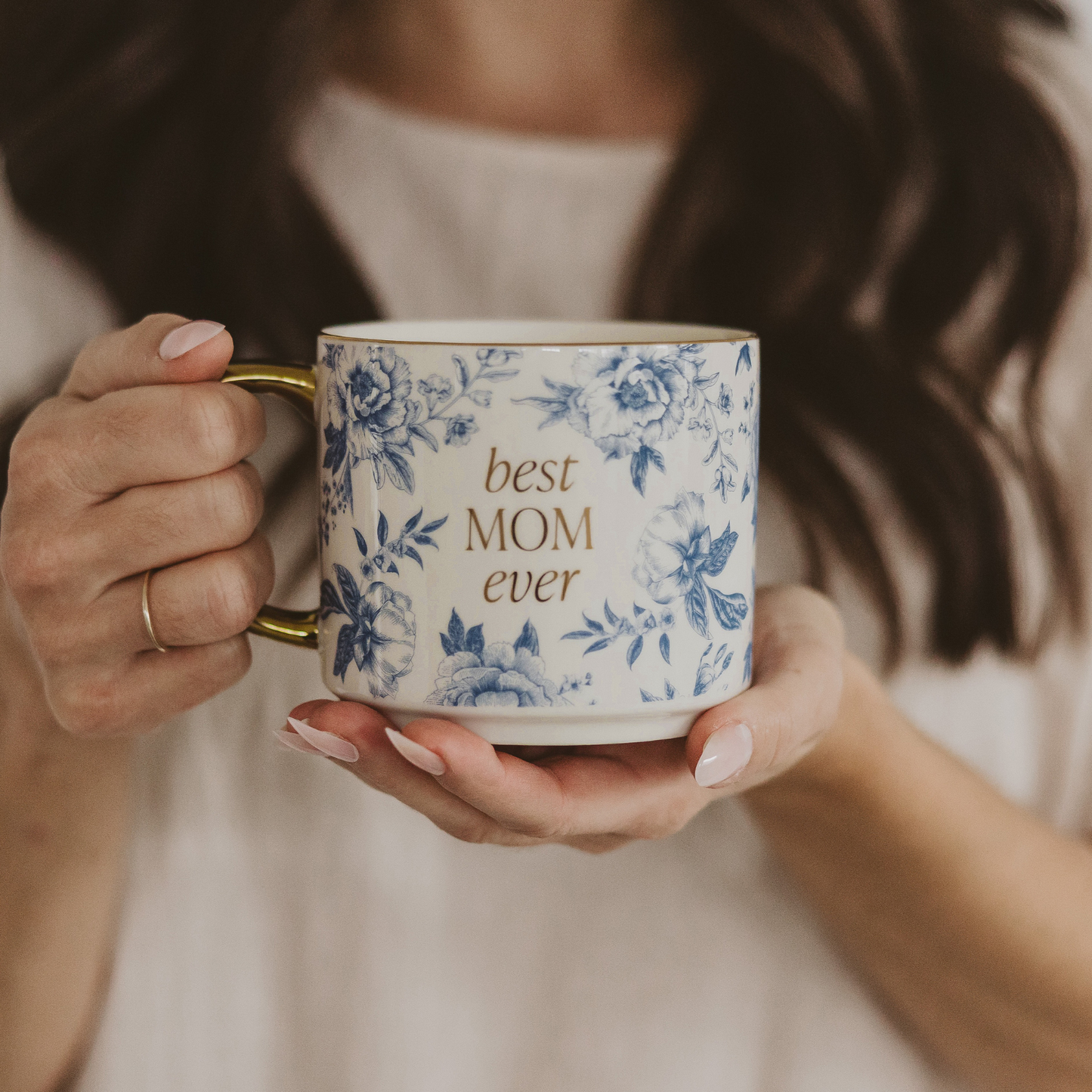 “Best Mom Ever” Blue Delft Mug – 17oz