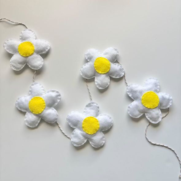 Floral Felt Garland Craft Club Night | March 12th