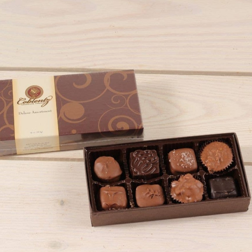 Valentine's Chocolate - 8 Piece Deluxe Assortment Gift Box
